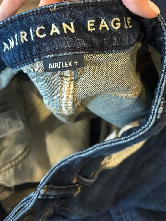 American Eagle Outfitters Men's Straight Jeans in Dark Blue - Picture 4 of 4